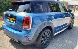 MINI Cooper Countryman 
